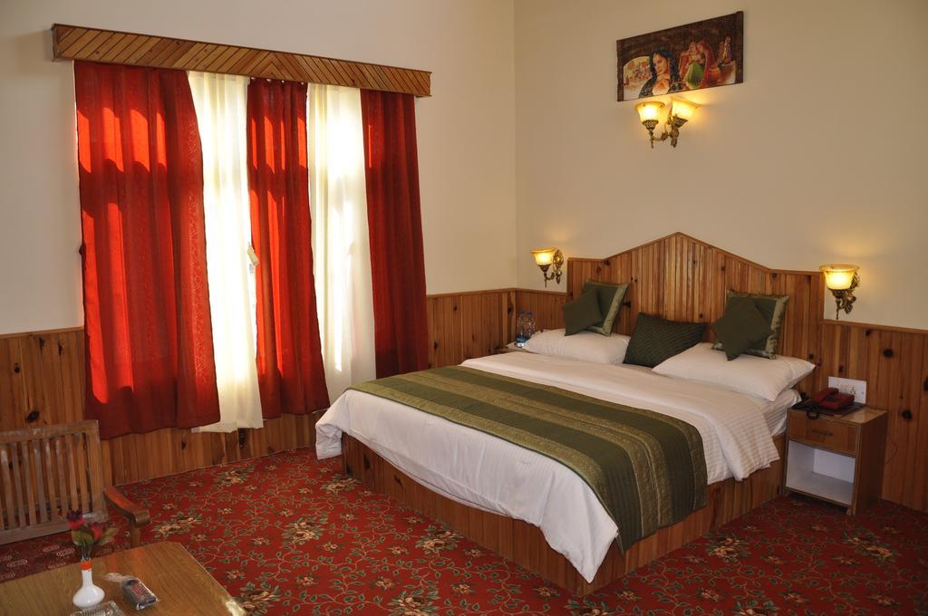 Hotel Natraj Manali Dharamshala Habitación foto