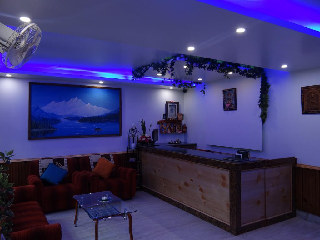 Hotel Natraj Manali Dharamshala Exterior foto